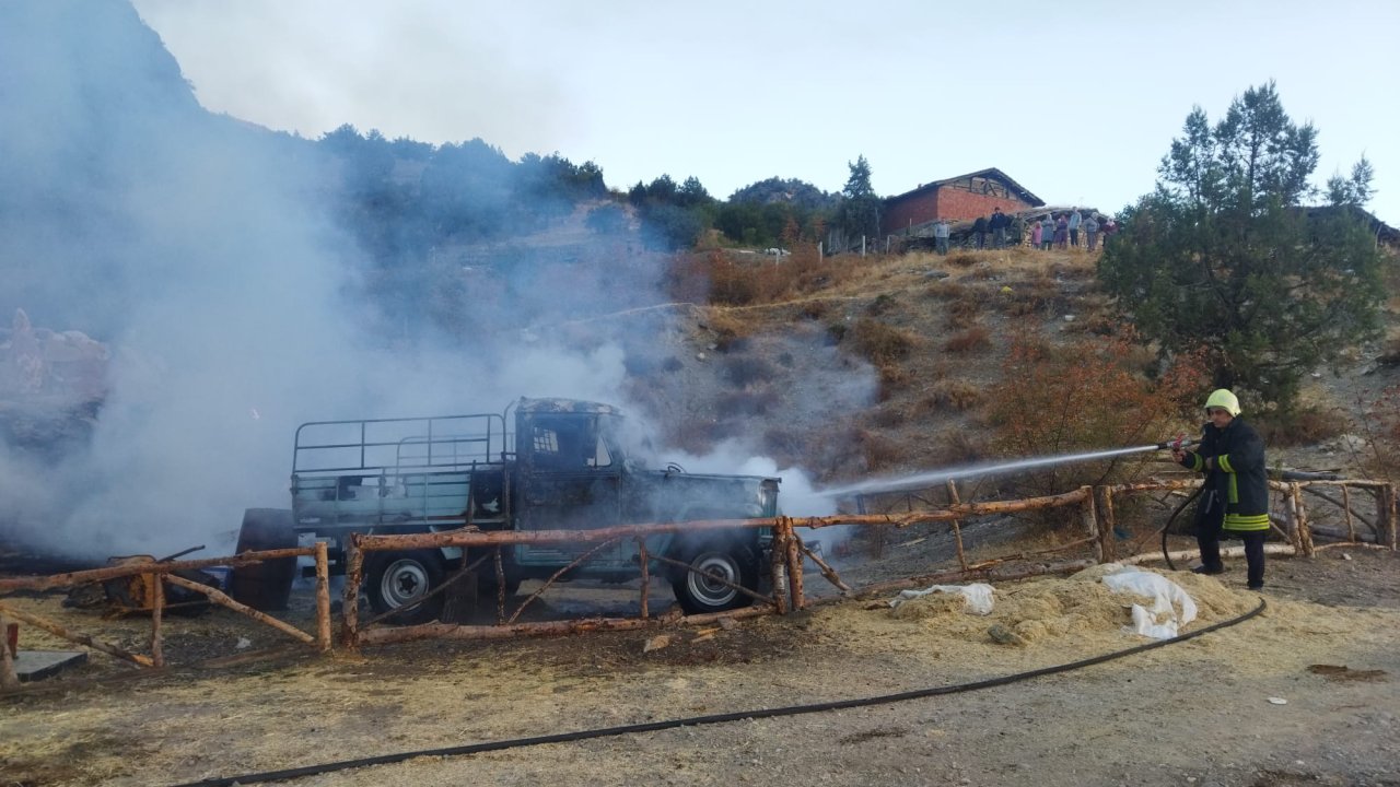 "Efsane" filminin çekildiği köyde yangın