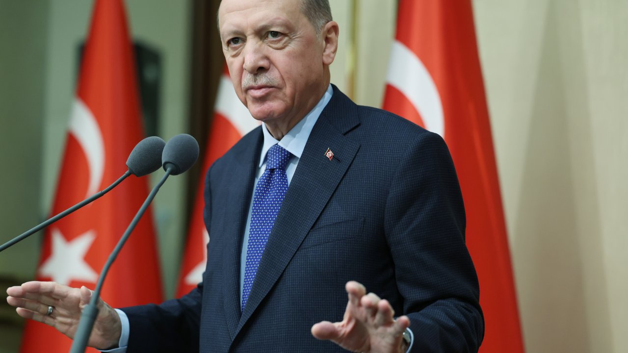 Erdoğan: Gençlerimize 'tıpış tıpış gidip şunu yapacaksınız' demedik