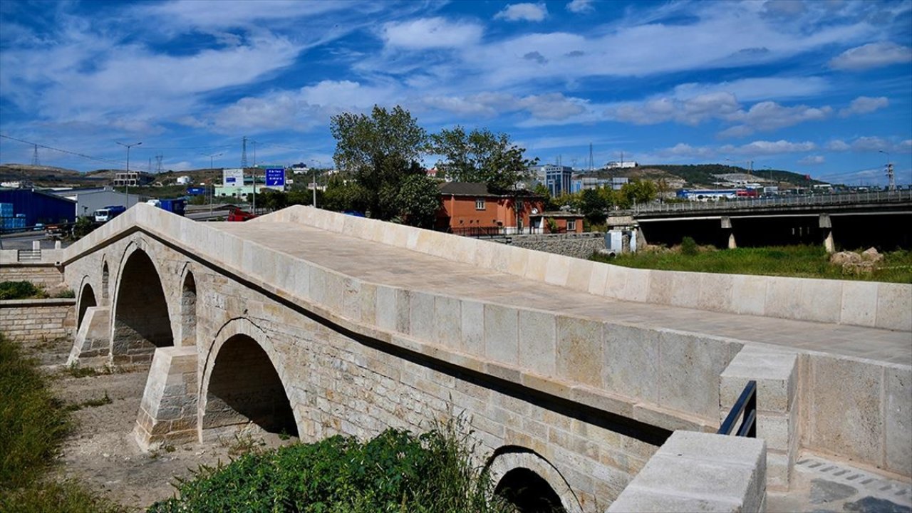 Kanuni'nin mirası olan köprü zamana tanıklık ediyor