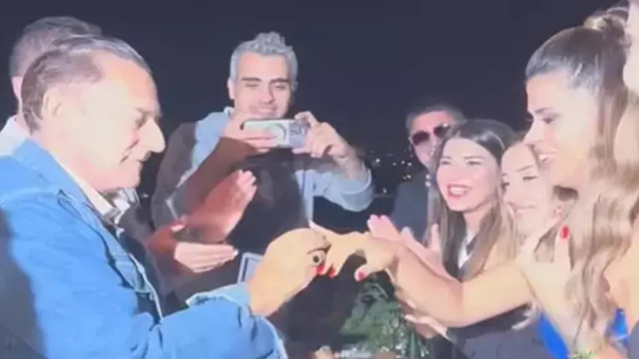 Mehmet Ali Erbil 40 yaş küçük sevgilisine evlenme teklif etti!