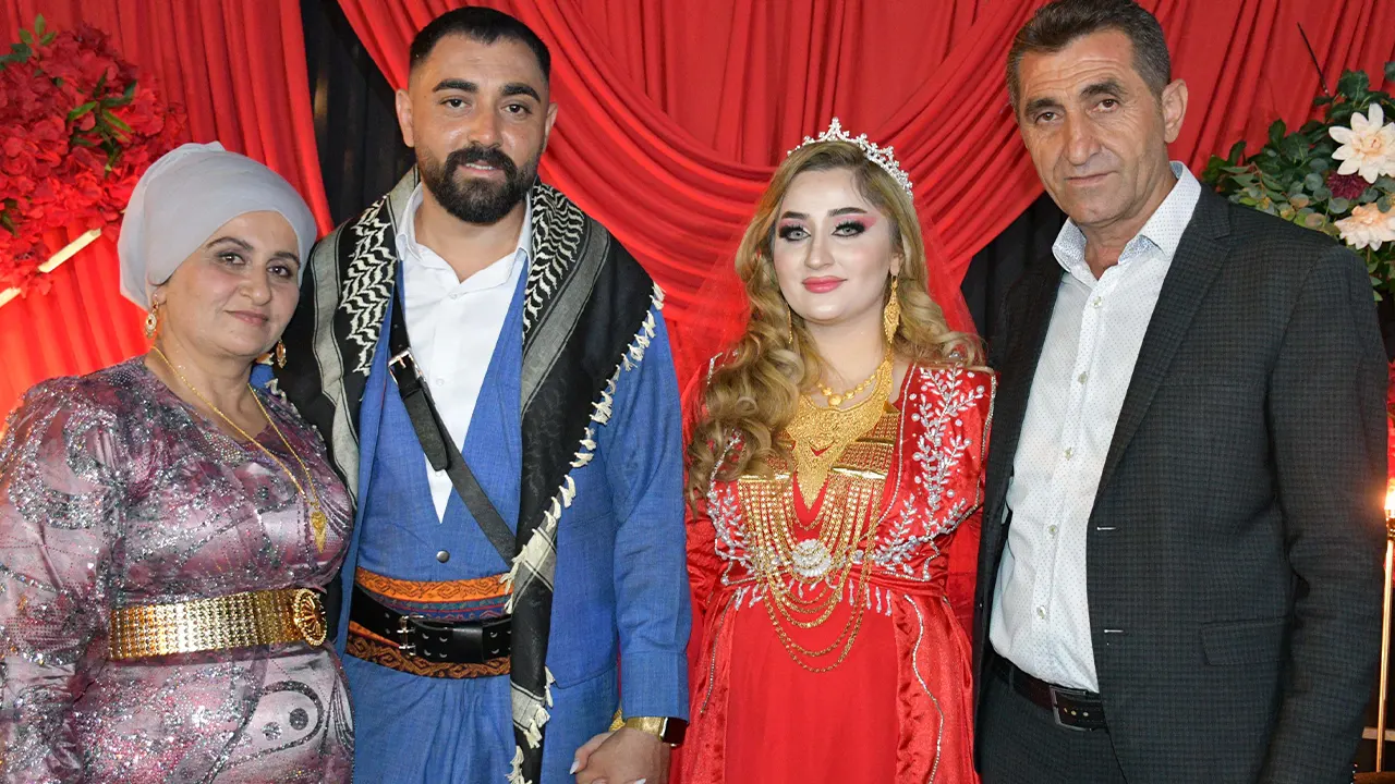 'Tıvorlu İsmail'in oğluna 2 gün 2 gece süren düğün: Milyonlarca liralık takı takıldı