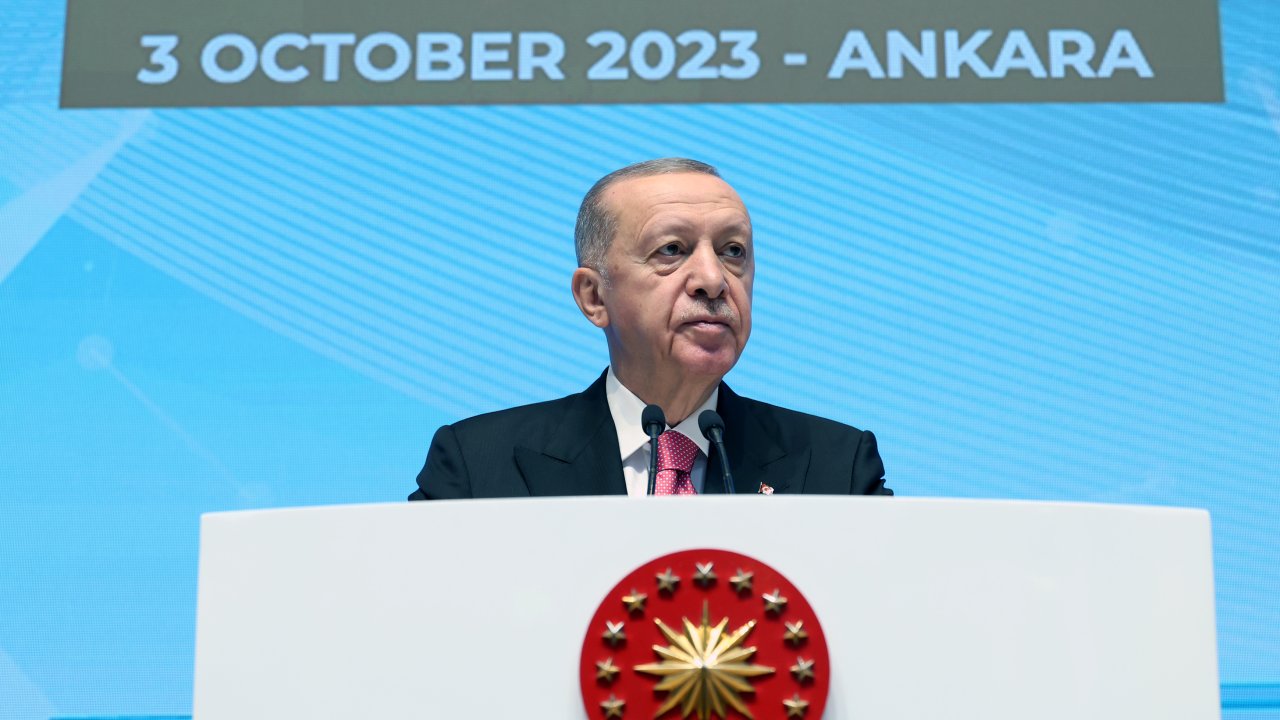 Erdoğan 'yeni anayasa' çağrısını tekrarladı: Prangaları söküp atma vakti geldi