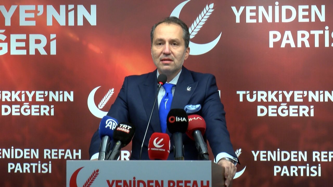 Fatih Erbakan partisinin belediye başkan adaylarını tanıttı