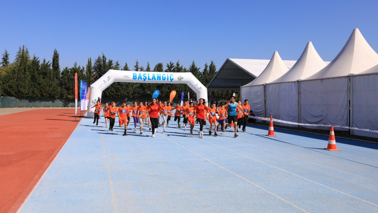 Başakşehir’de çocuk maratonu düzenlendi