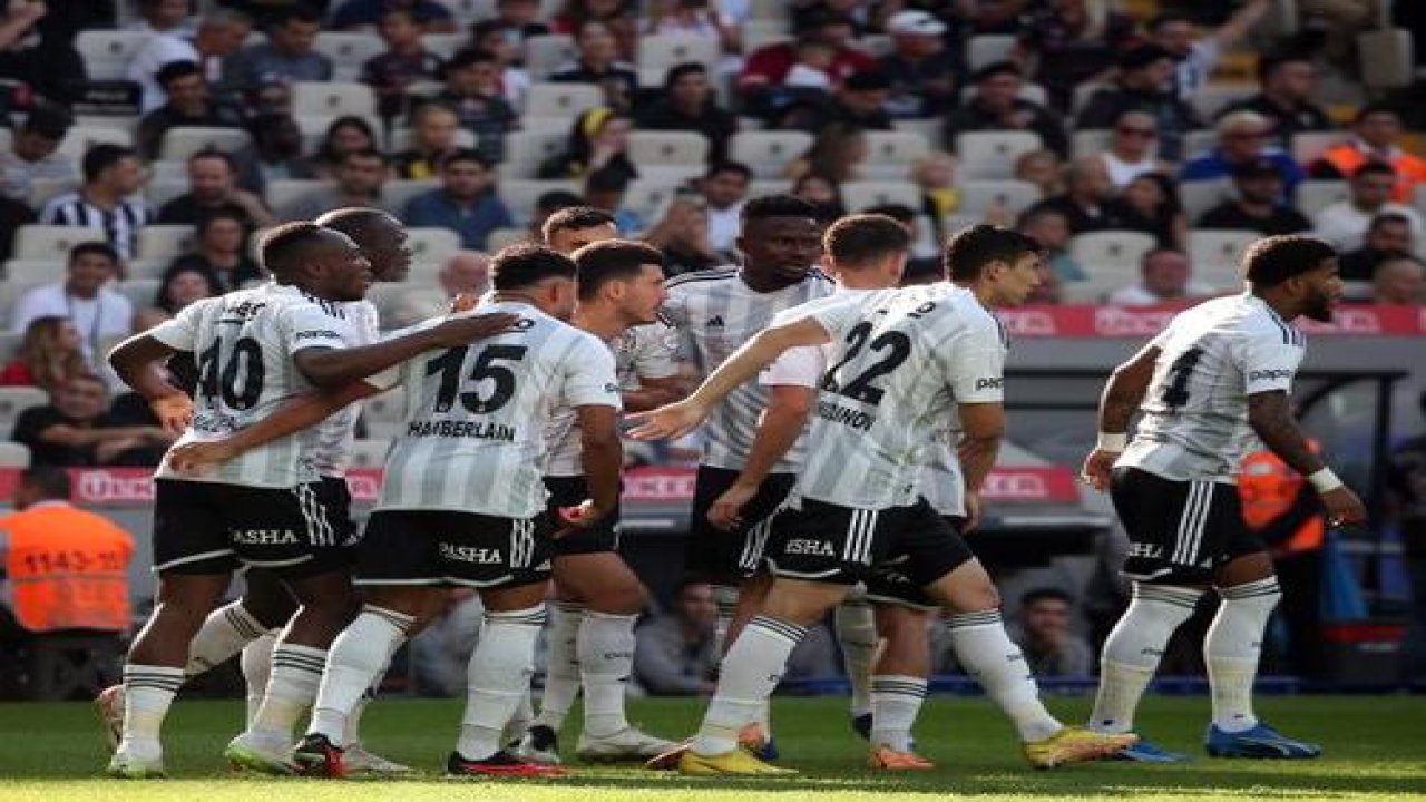 Beşiktaş 2-0 İstanbulsporu mağlup etti