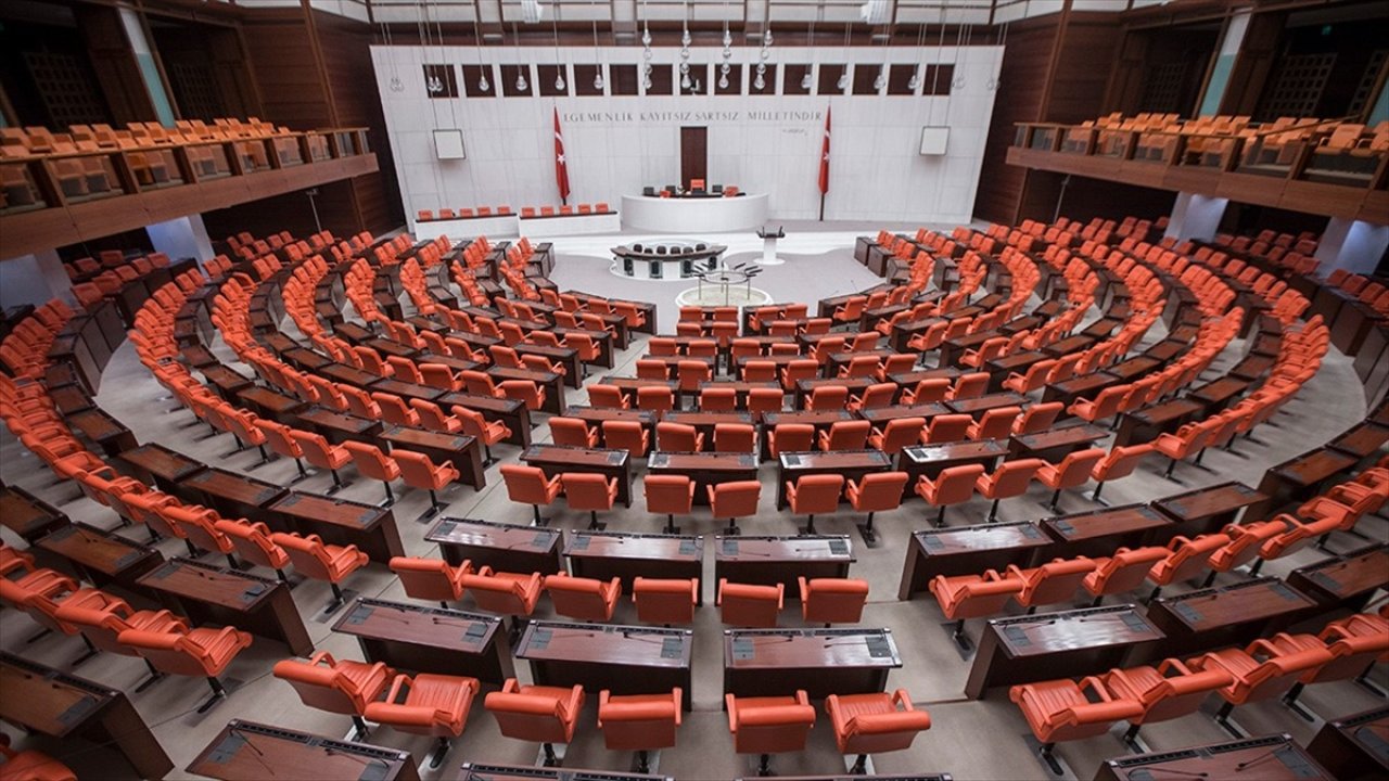 Meclis'te 96 farklı meslek: İşte milletvekillerinin meslek dağılımı