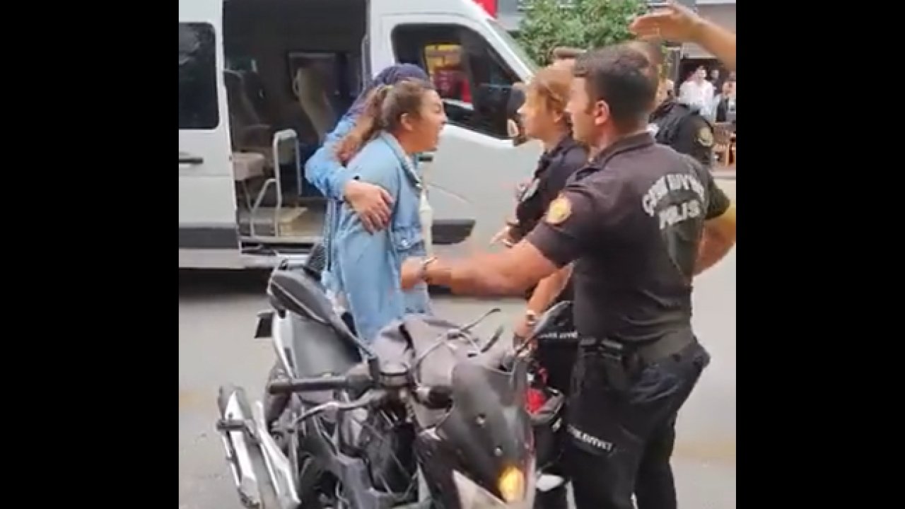 Kadın sürücü ile polisin büyük kavgası! Çevik kuvvet müdahale etti…
