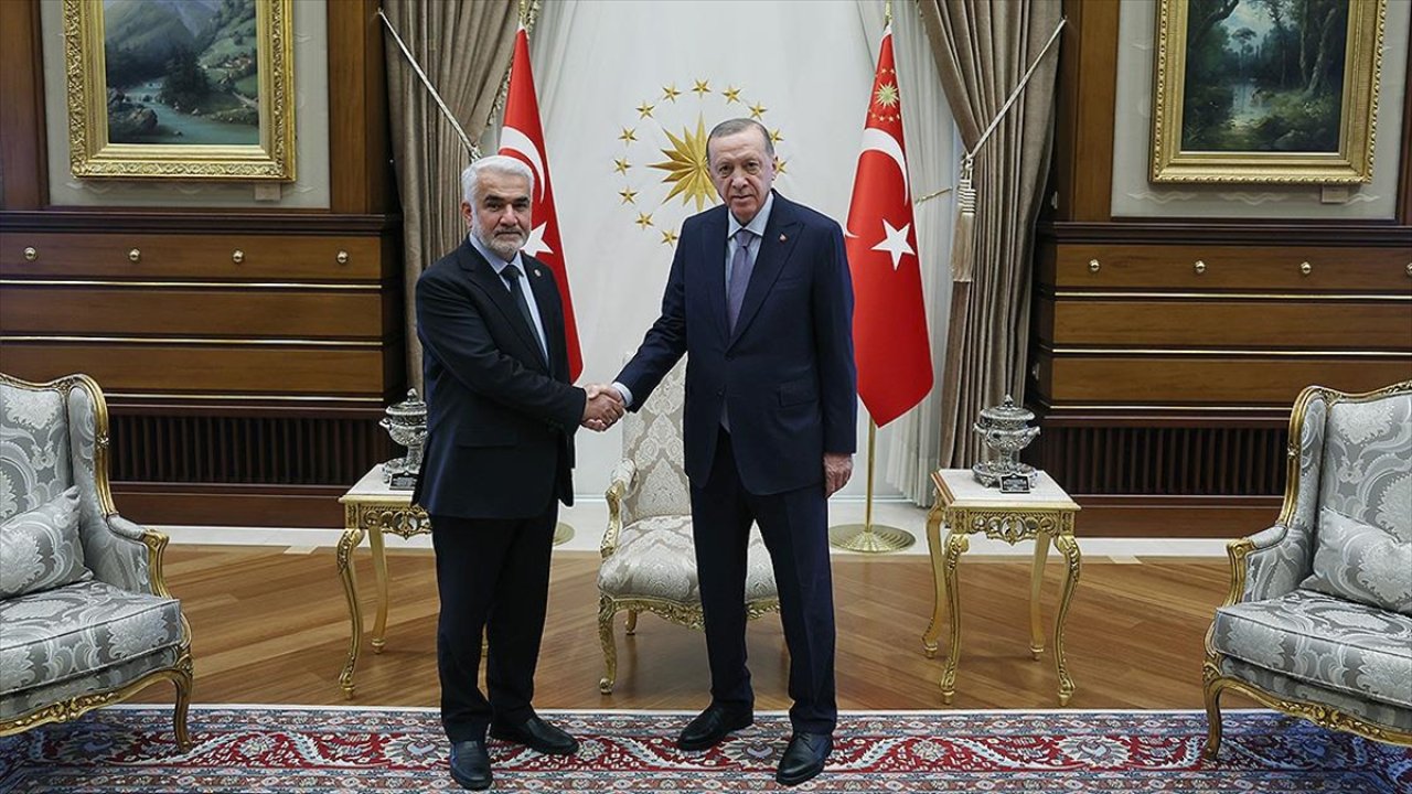 Cumhurbaşkanı Erdoğan, HÜDA PAR lideri Yapıcıoğlu ile görüştü