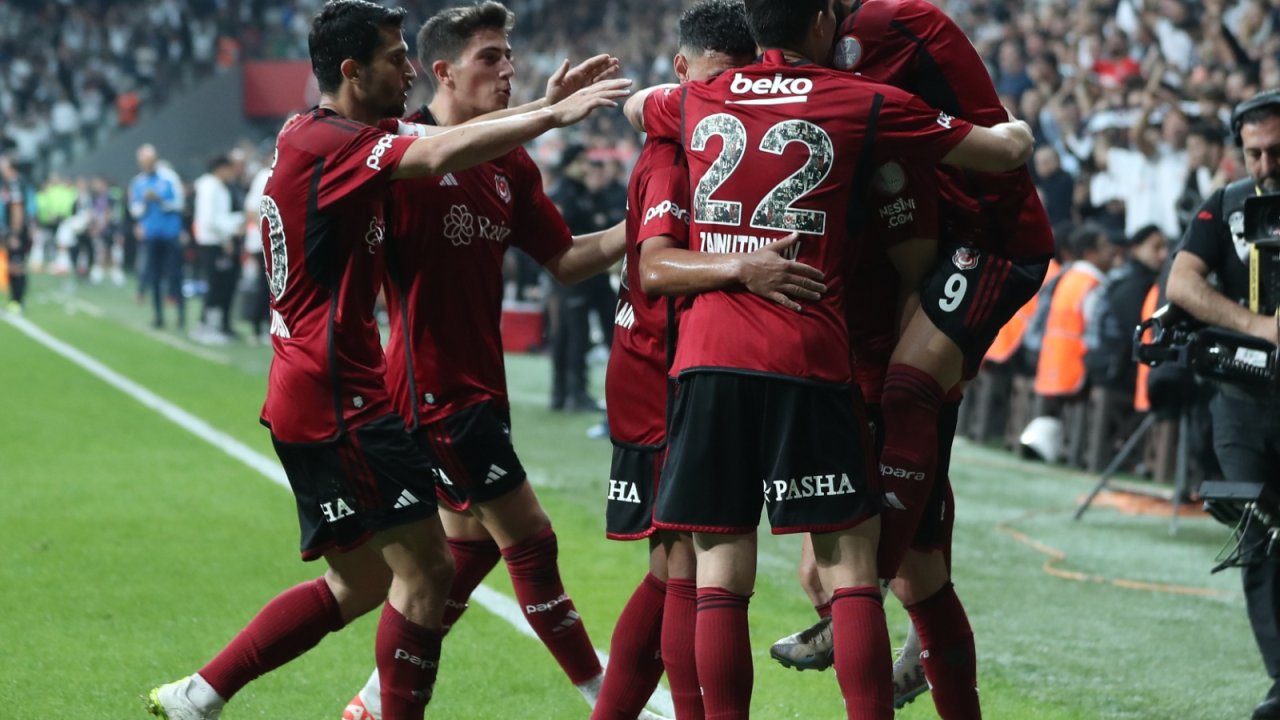 Beşiktaş - Gaziantep FK maçından çok özel fotoğraflar