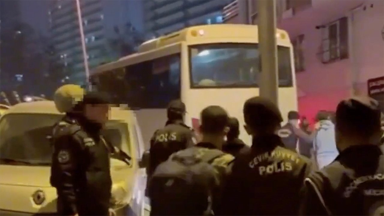İstanbul'daki operasyonda 512 düzensiz göçmen yakalandı