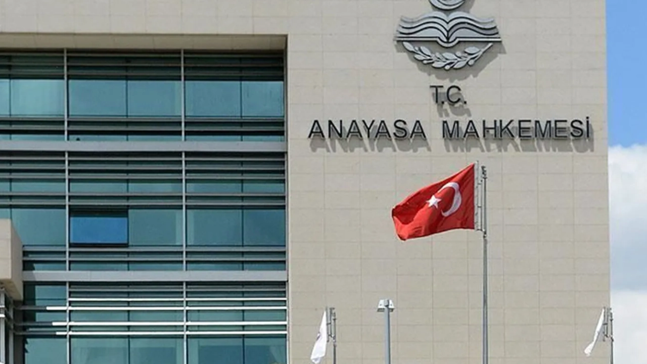 AYM'den karar: TRT Genel Müdürü en yüksek devlet memuru aylığı alamayacak