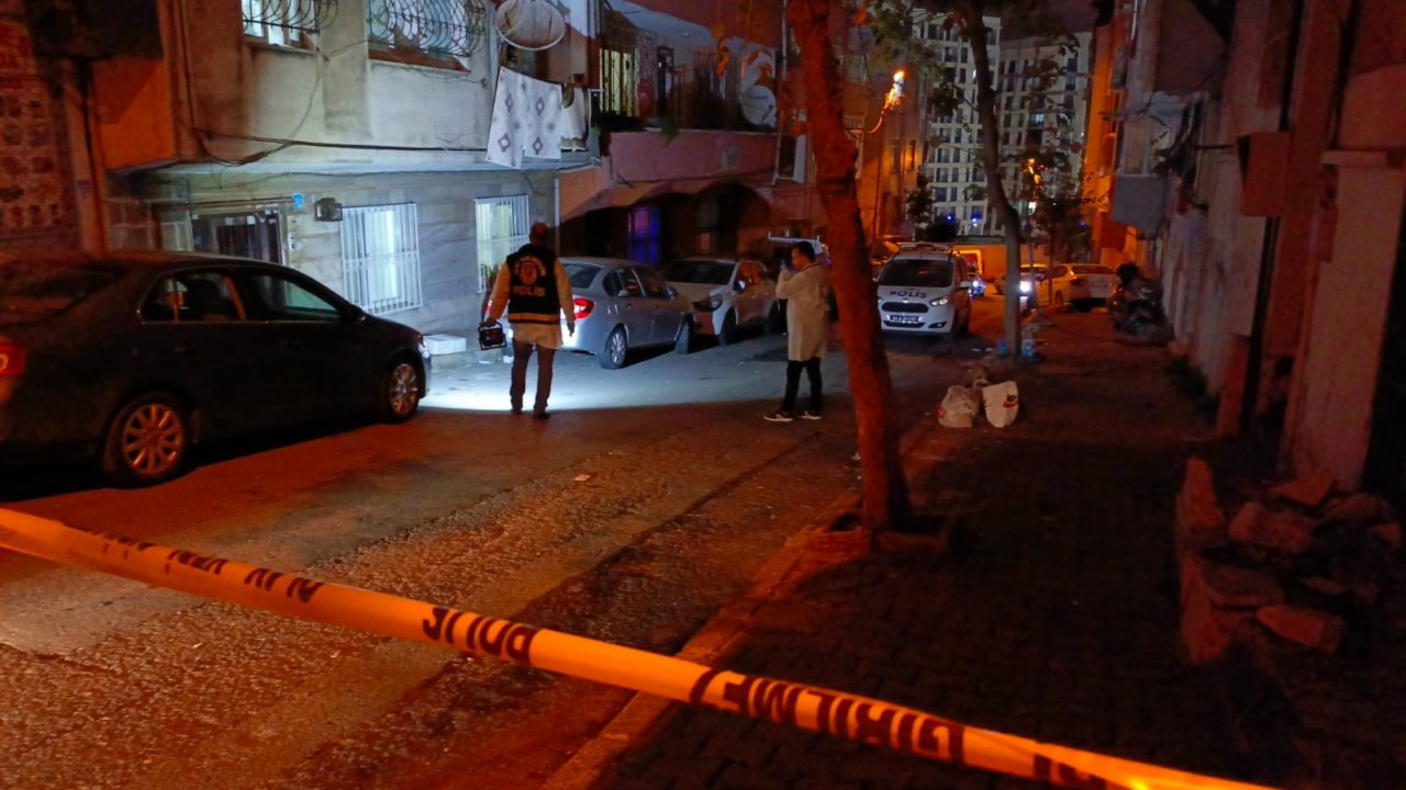 Gaziosmanpaşa'da sokaktaki bir kişiye silahlı saldırı düzenlendi