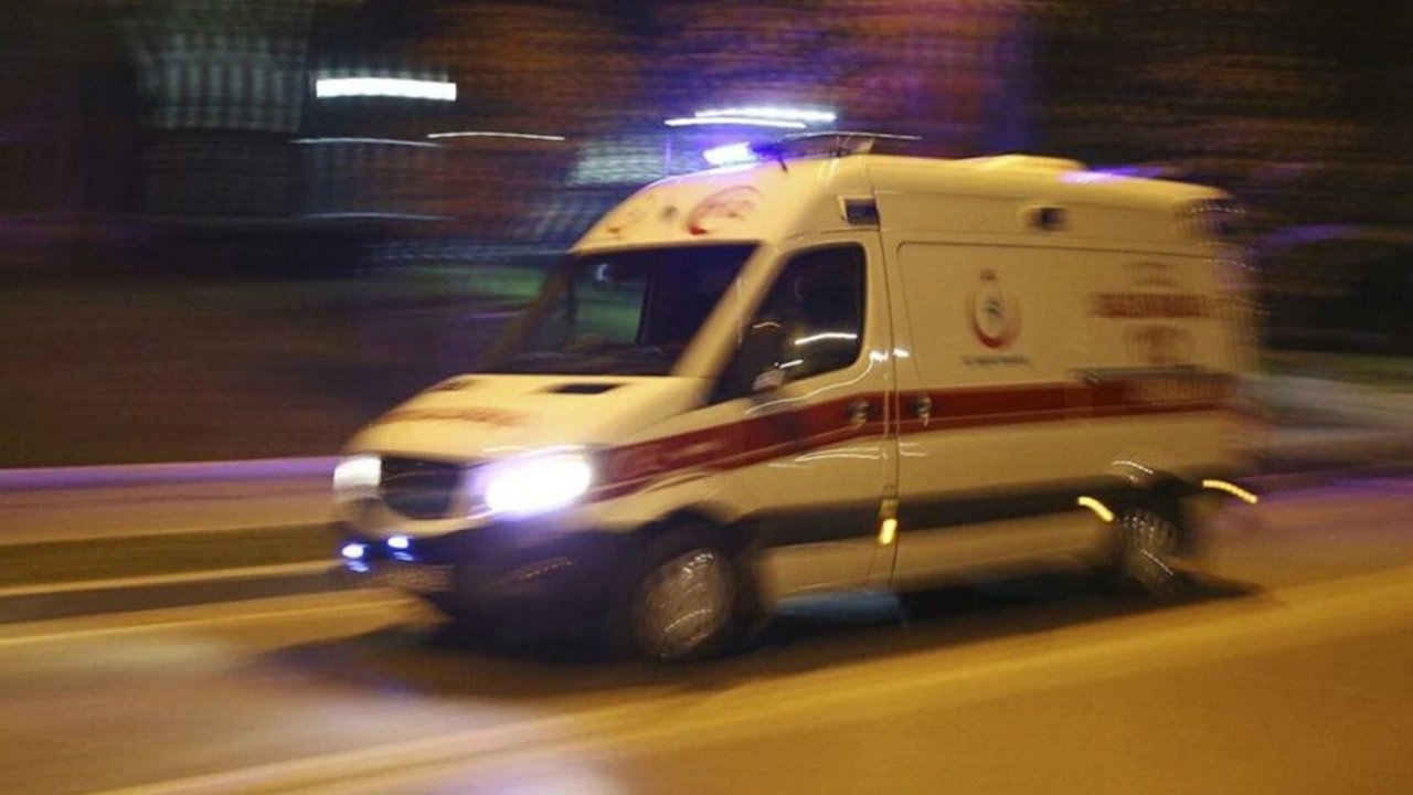 Edirne’de minibüsle motosiklet çarpıştı: 2 can kaybı