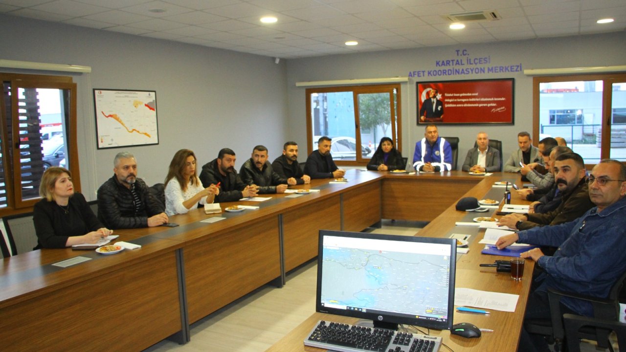 Belediye ekipleri teyakkuzda: Afet Koordinasyon Toplantısı Yapıldı