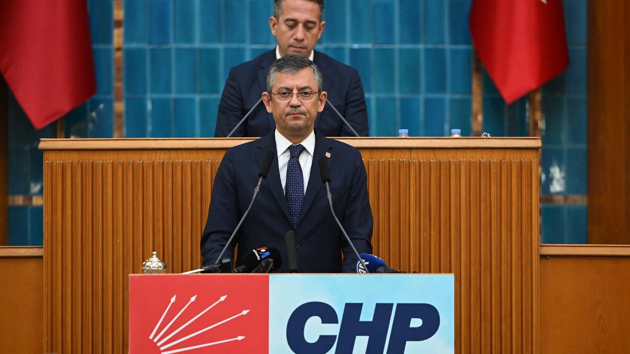 CHP'de kimler gider kimler kalır ve İzmir'in yeni başkan adayı kim olur?