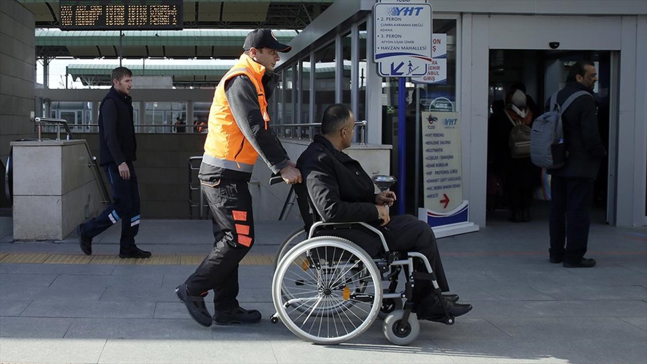 Toplamda 1 milyon 142 bin engelli yolcu trenle seyahat etti