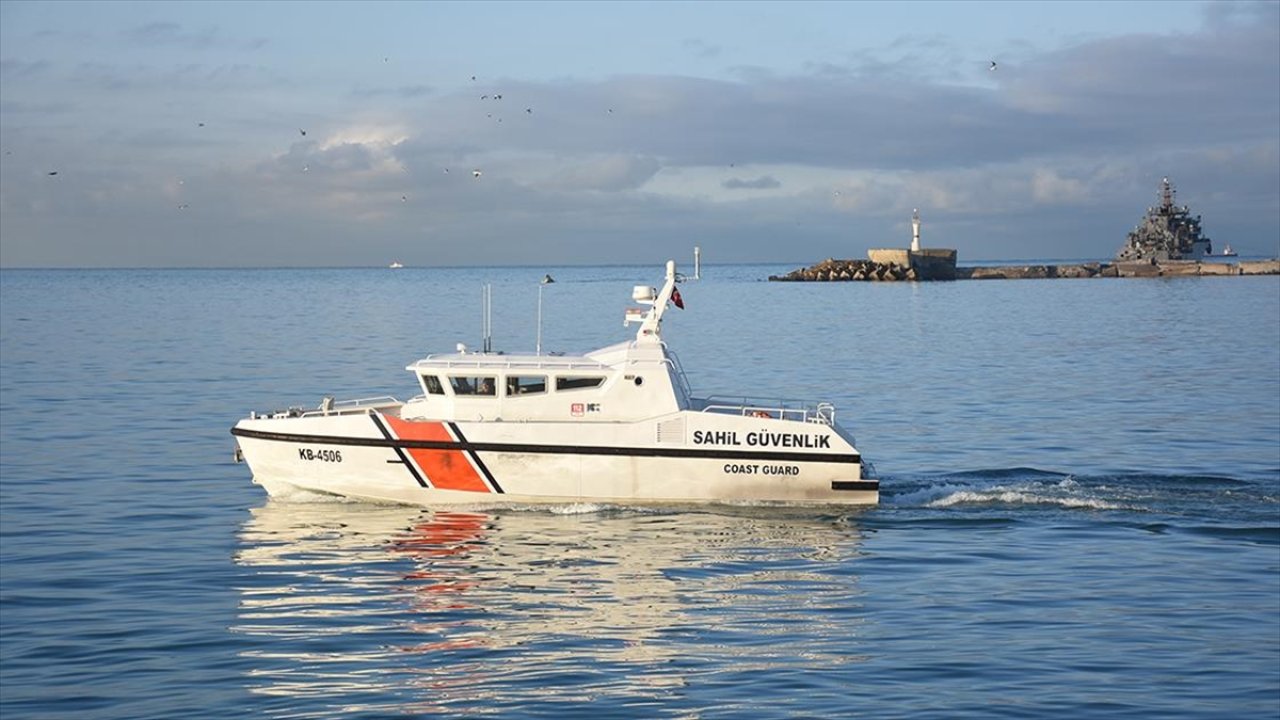 Arama çalışmalarında 17. gün: Batan geminin kayıp 7 personeli aranıyor