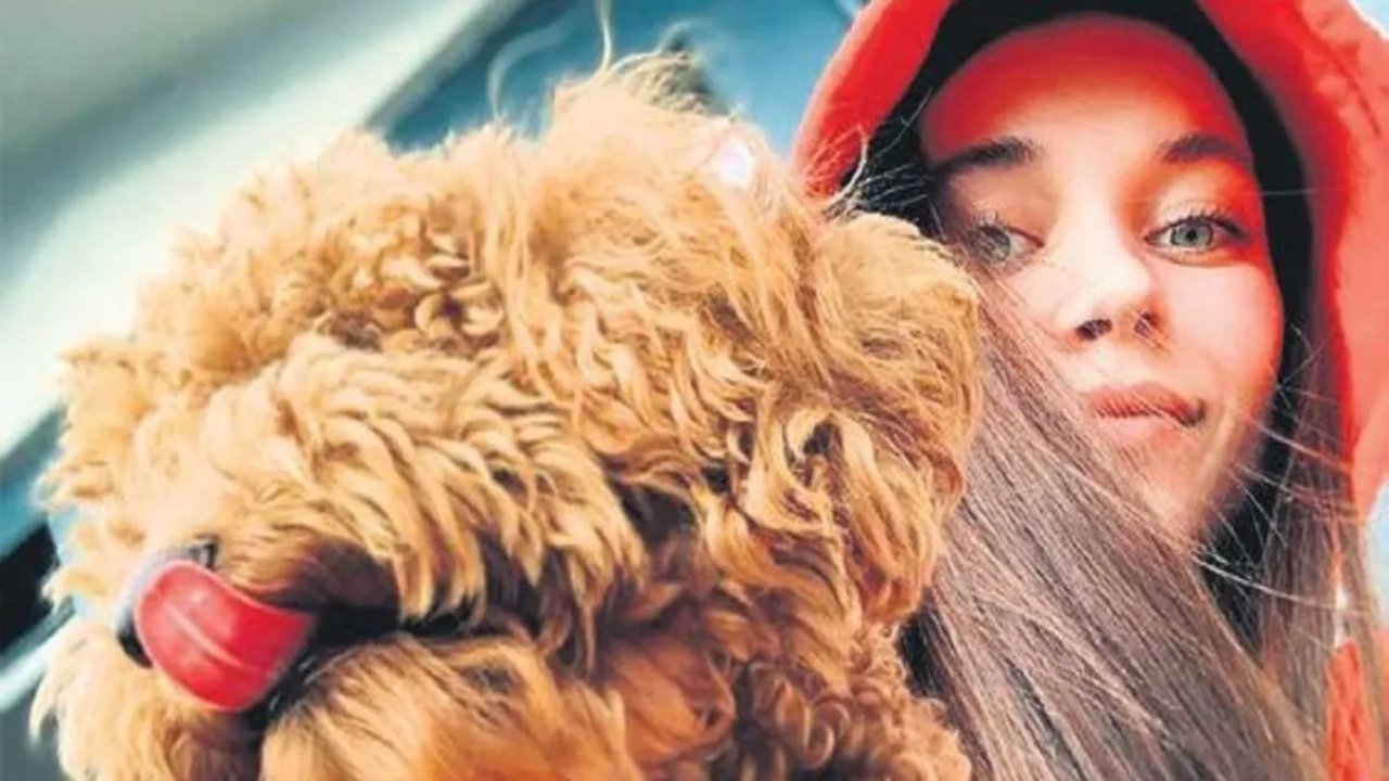 Afra Saraçoğlu, köpeği ile çektiği video gündem oldu