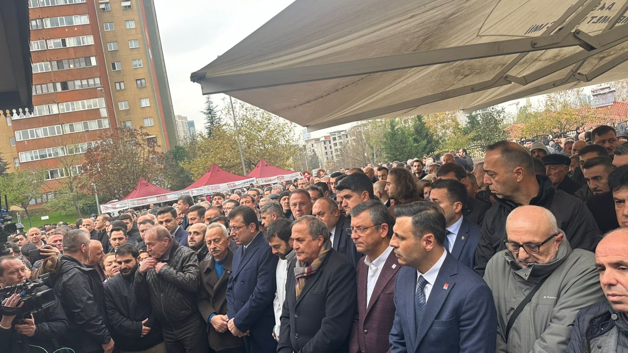 CHP Genel Başkanı Özel cenazeye katıldı