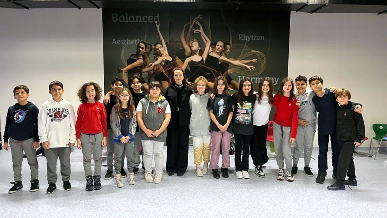 Bahçeşehir öğrencileri tiyatroyla BKM Mutfak Atölye'de buluştu