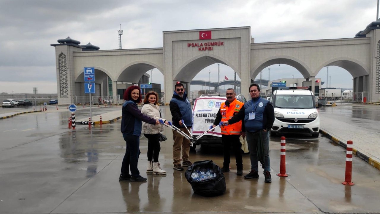 'Plastik terörü'ne karşı Kars'tan Edirne'ye yürüdüler