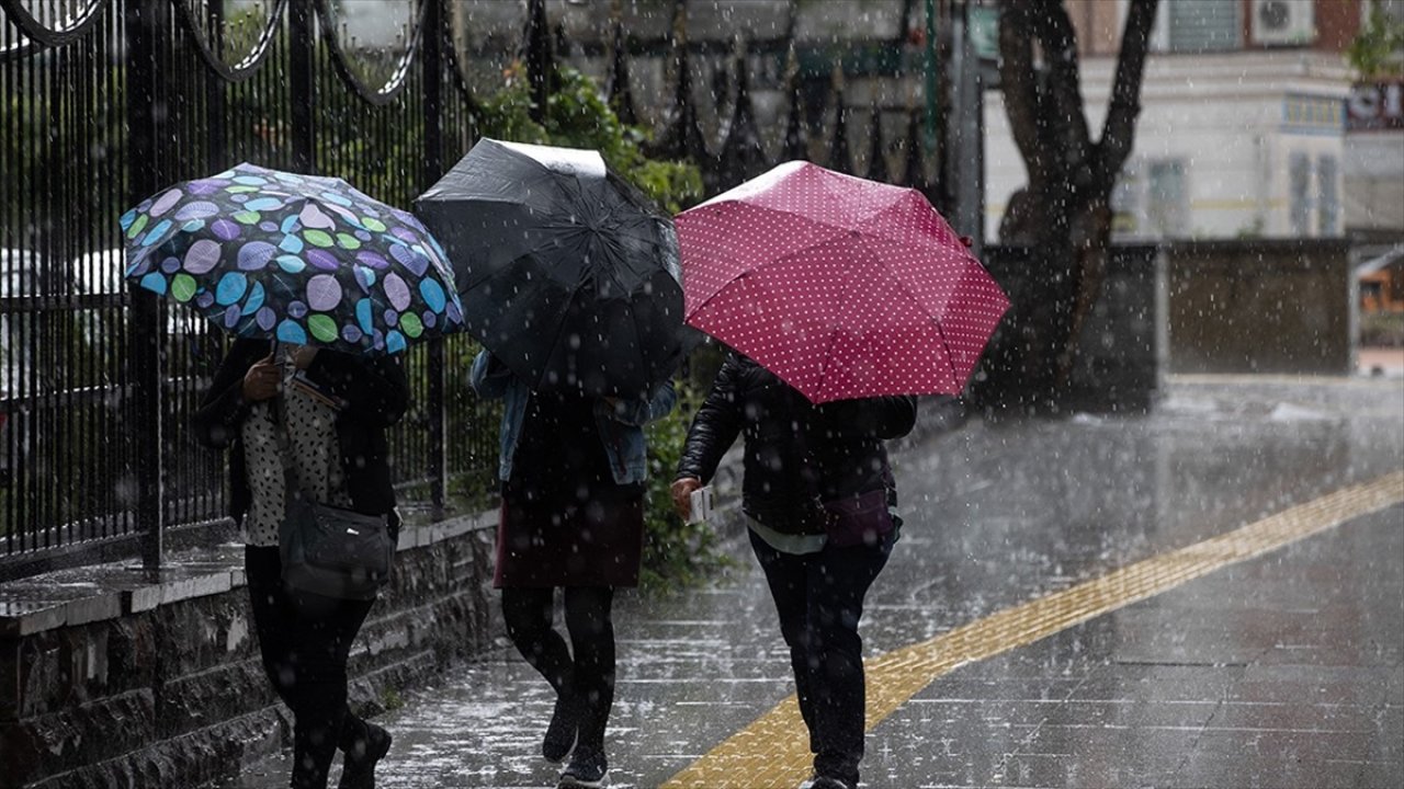 Meteoroloji'den 4 il için uyarı: Kuvvetli yağış geliyor