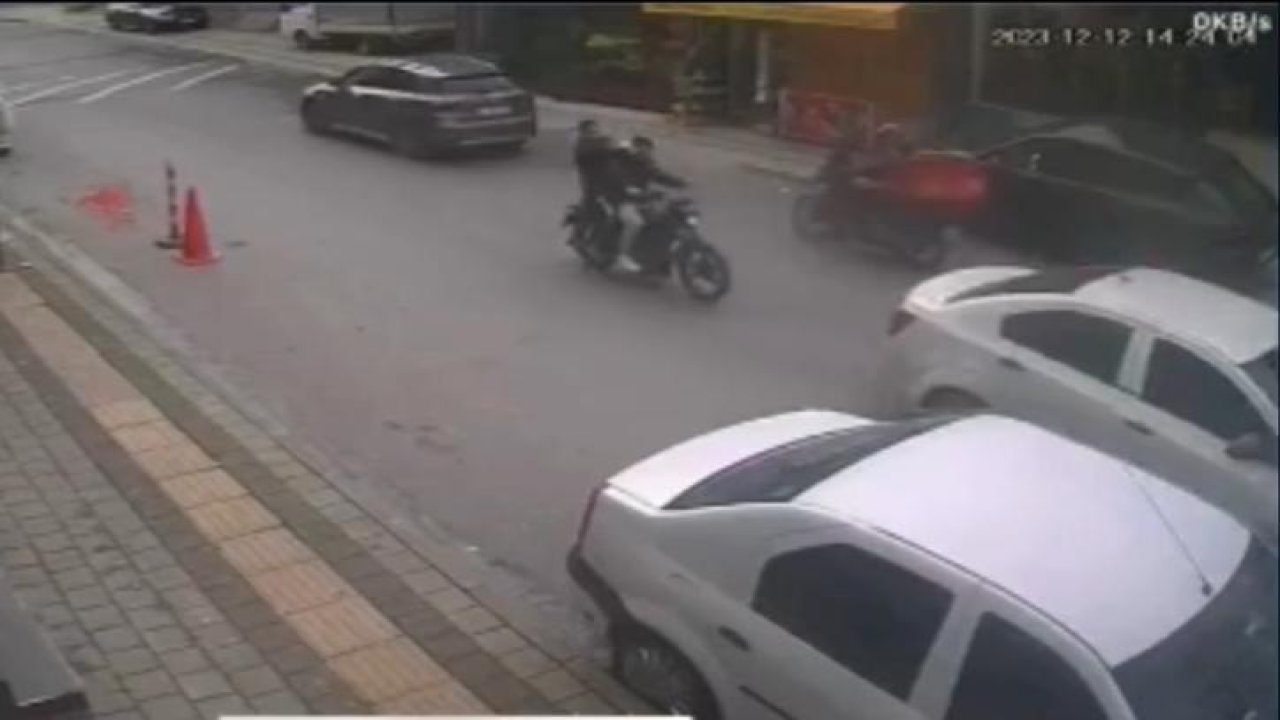 Motosikletle hem ateş açtı hem de video çekti