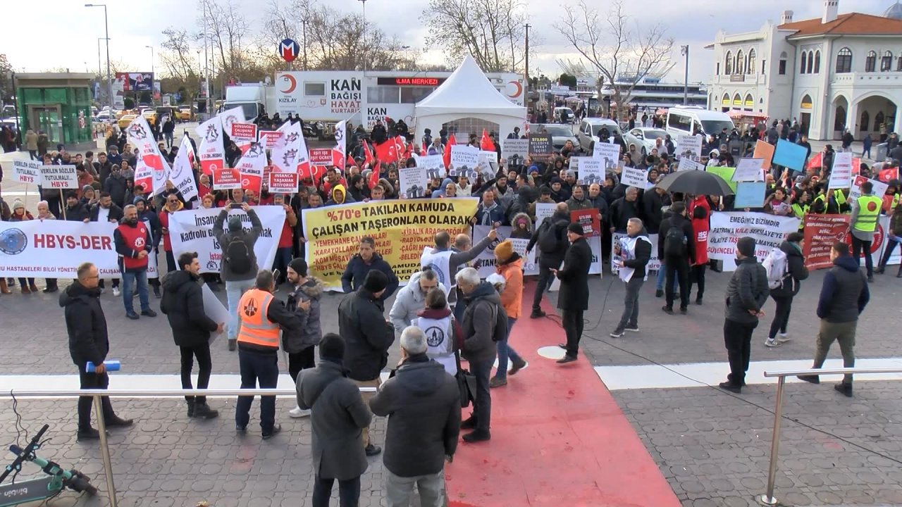 Kadro isteyen belediye işçileri eylem yaptı