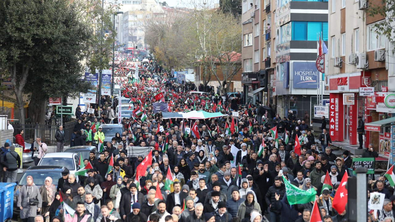 Üsküdar’da Filistin’e destek yürüyüşü
