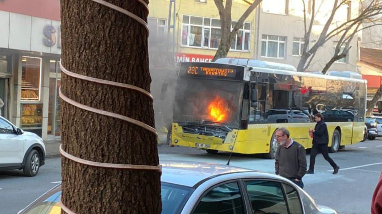 Seyir halindeki İETT otobüsü yandı!