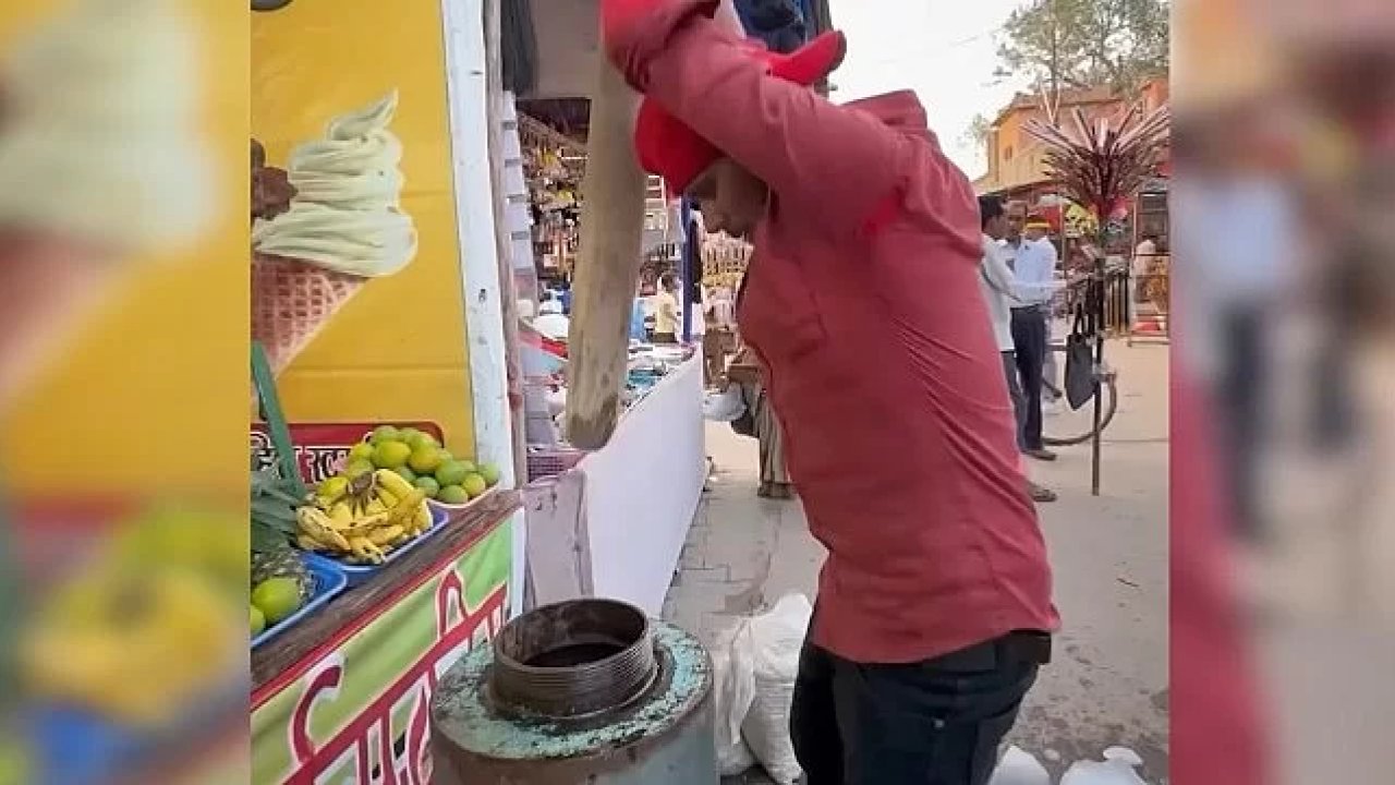 Hindistan'da akıllara zarar dondurma yapımı pes dedirtti!