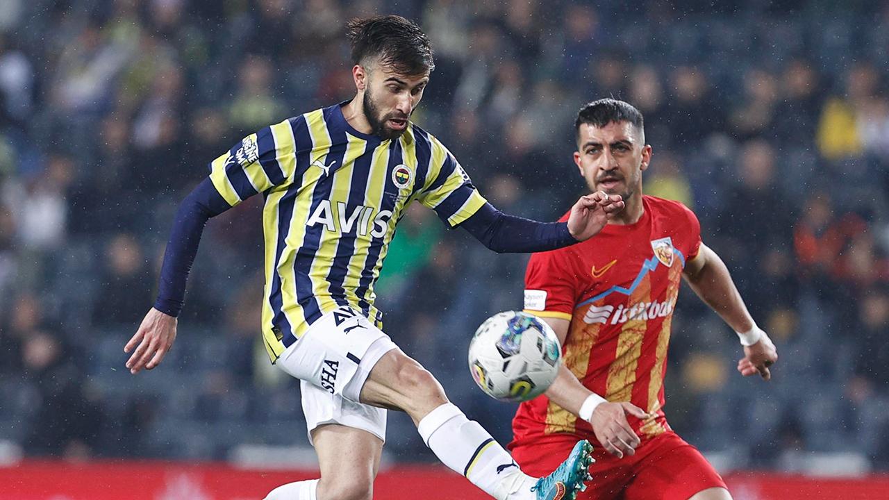 Lider Fenerbahçe, Kayserispor deplasmanında
