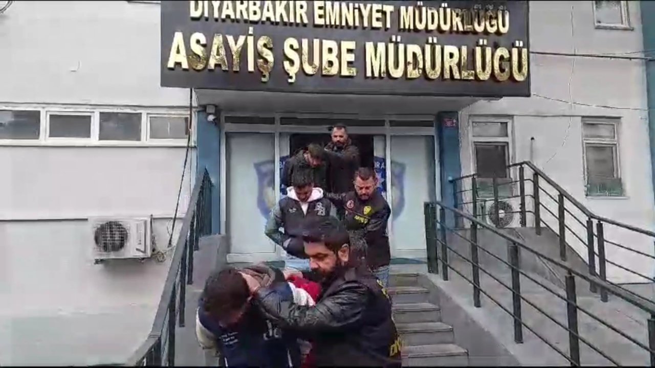 Dolandırıcılara 'Medcezir' operasyonu: Polisleri görünce camdan attı