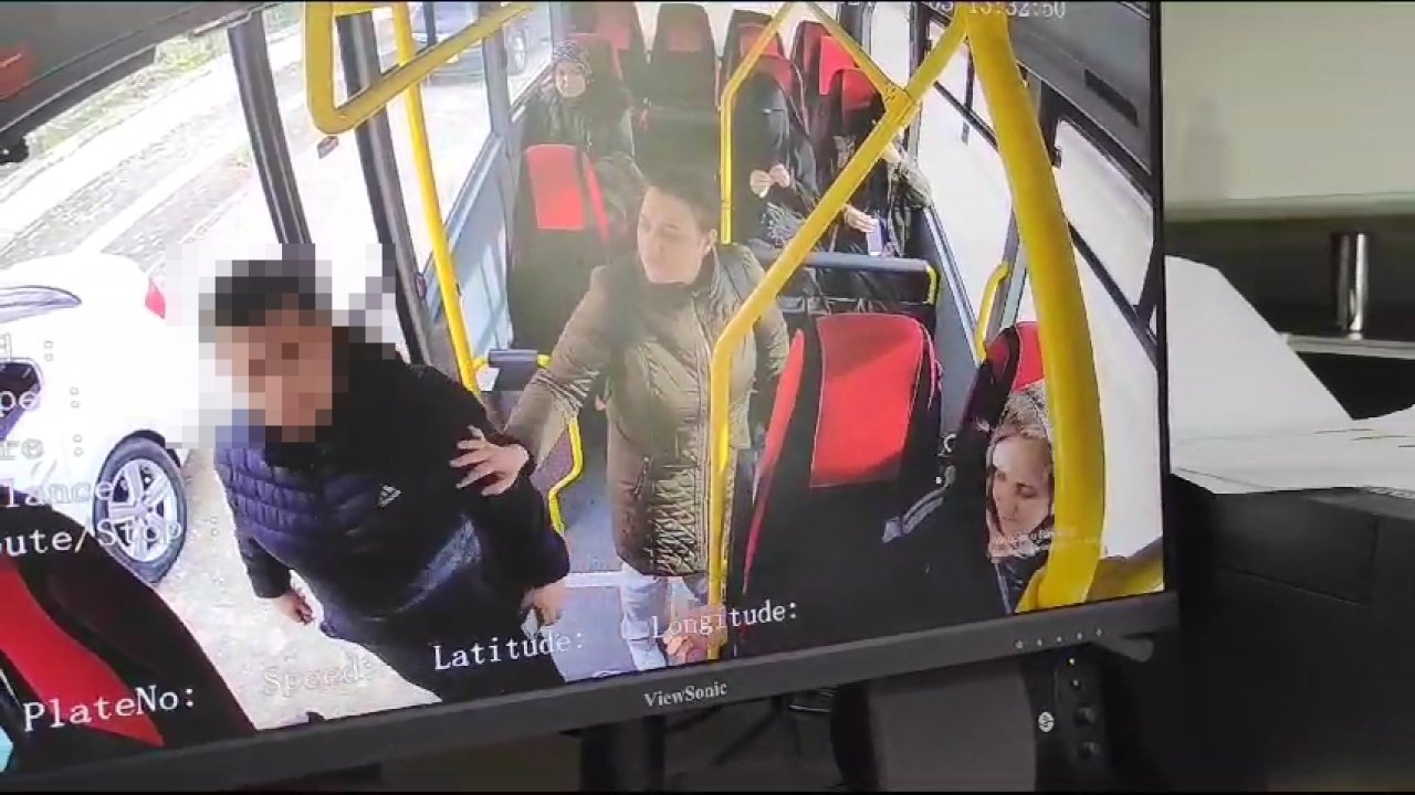 Her gün yeni bir olay: Zihinsel engelli çocuk kendisini otobüsten indiren şoförü bıçakladı