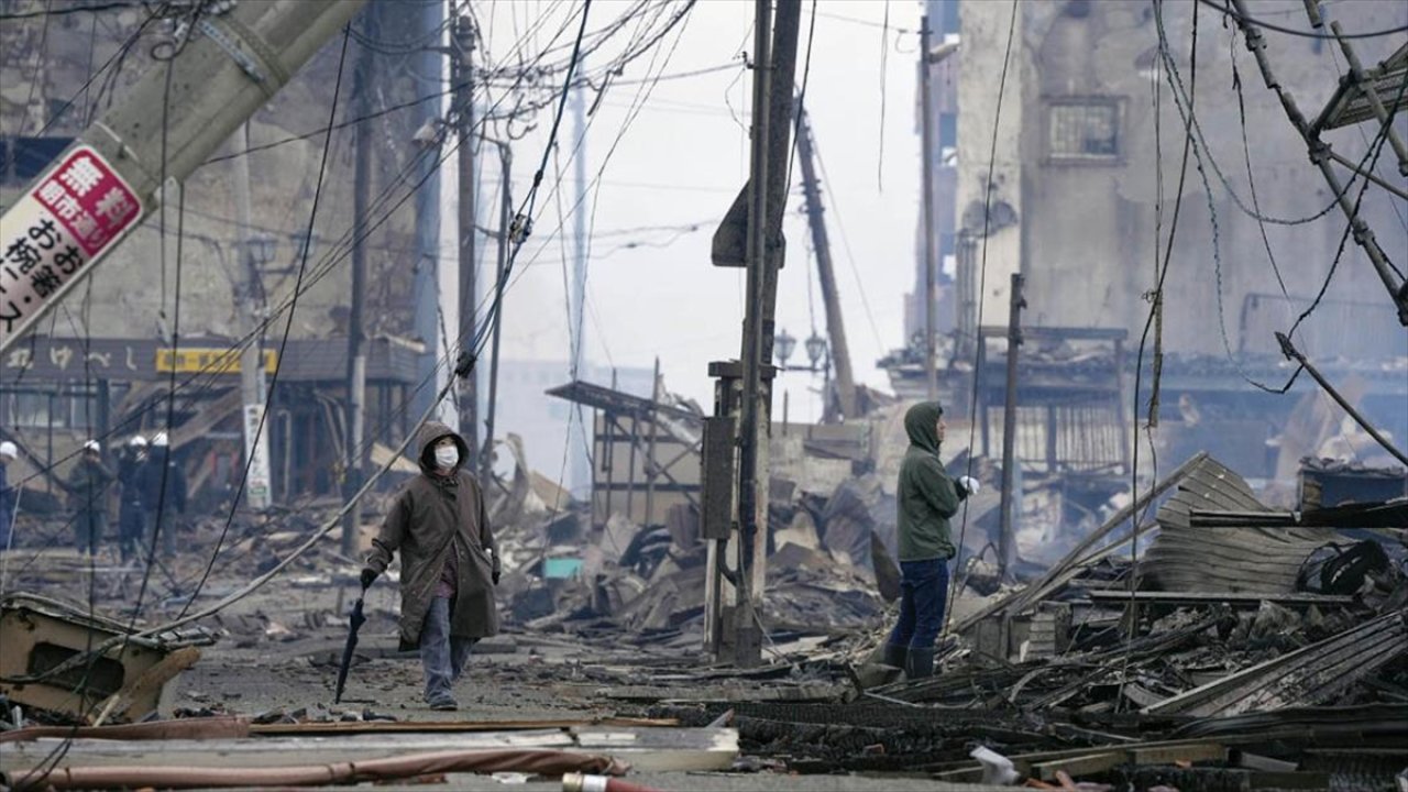 Japonya'da deprem felaketi: Ölenlerin sayısı 110'a çıktı