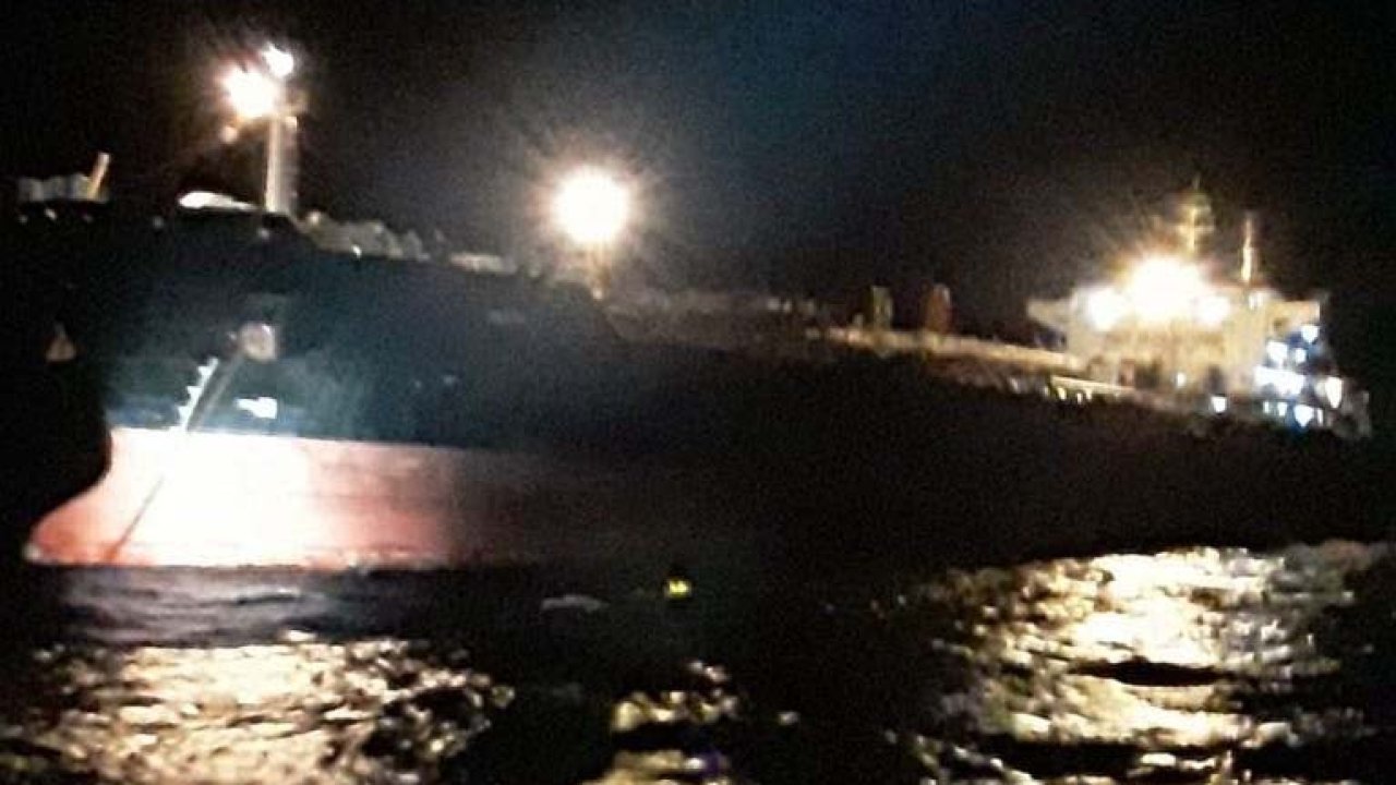 Boğaz'da arızası yapan tanker kurtarıldı