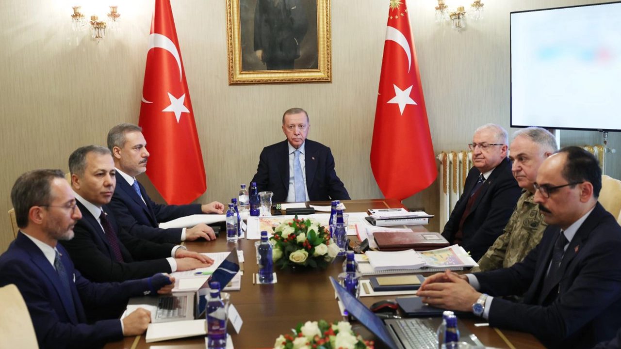 Dolmabahçe'deki güvenlik zirvesi sonrası açıklama: 'Türkiye 'teröristan' kurulmasına kesinlikle izin vermeyecek'