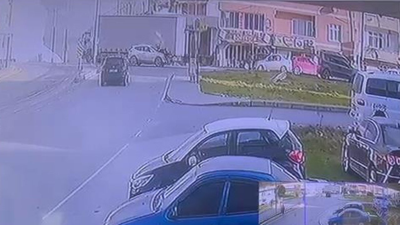 Yolun karşısına geçmeye çalışan kadına araba çarptı