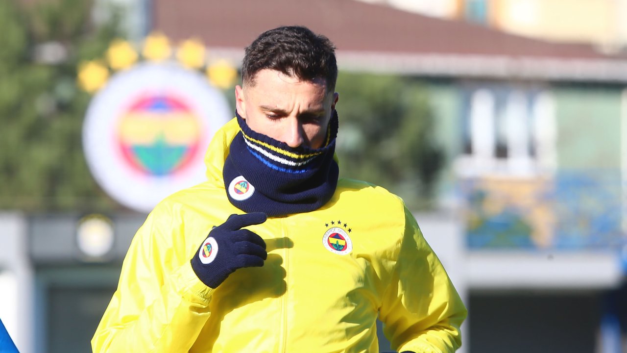 Fenerbahçe'nin yeni transferi Krunic, çalışmalara başladı
