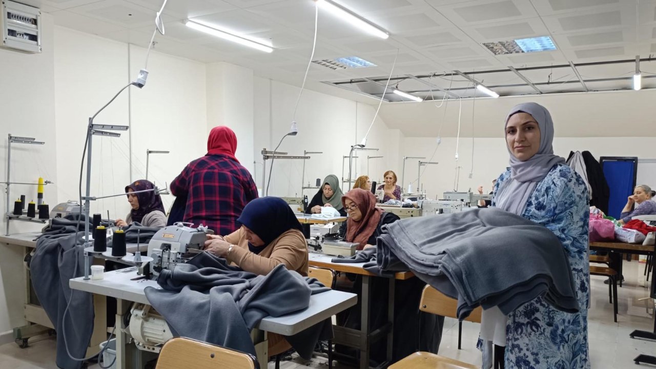 Kadınlardan Filistinliler için 1000 battaniye