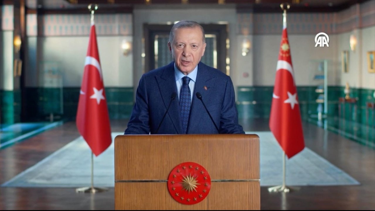 Cumhurbaşkanı Erdoğan: Türkiye Yüzyılı'na uzay göreviyle adım atıyoruz