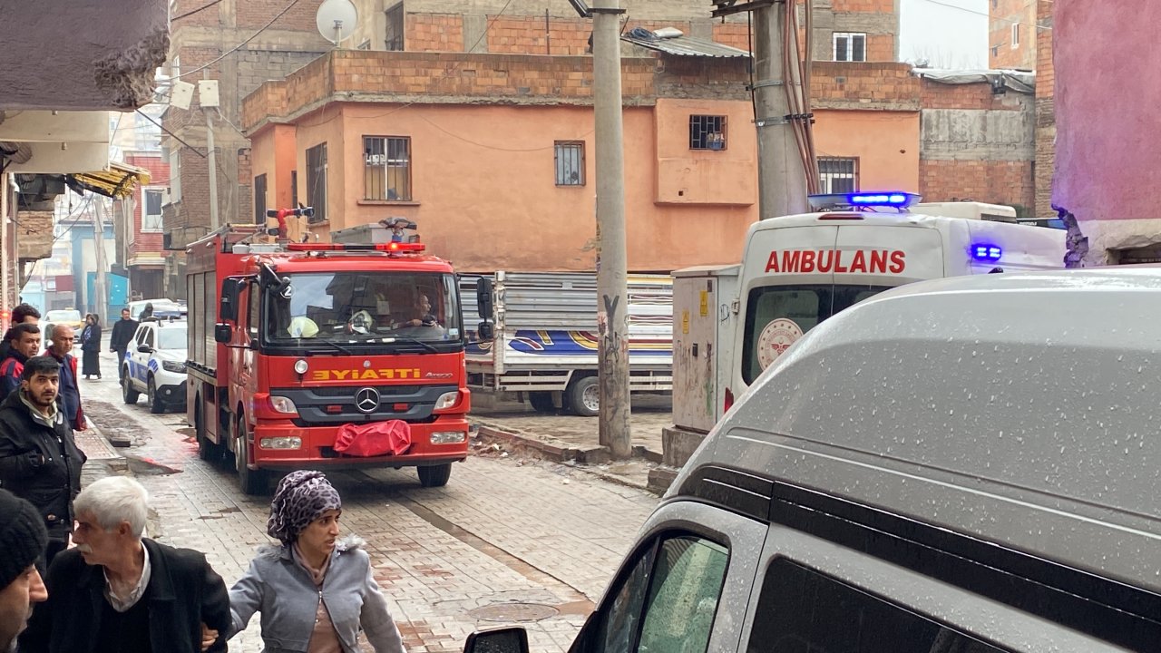 Diyarbakır'da evde yangın: 1 ölü