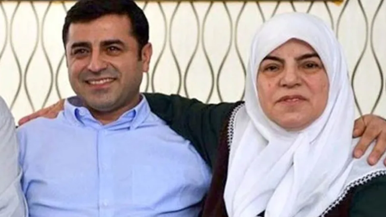DEM Parti duyurdu: Selahattin Demirtaş annesinin rahatsızlığı nedeniyle Diyarbakır’a götürüldü