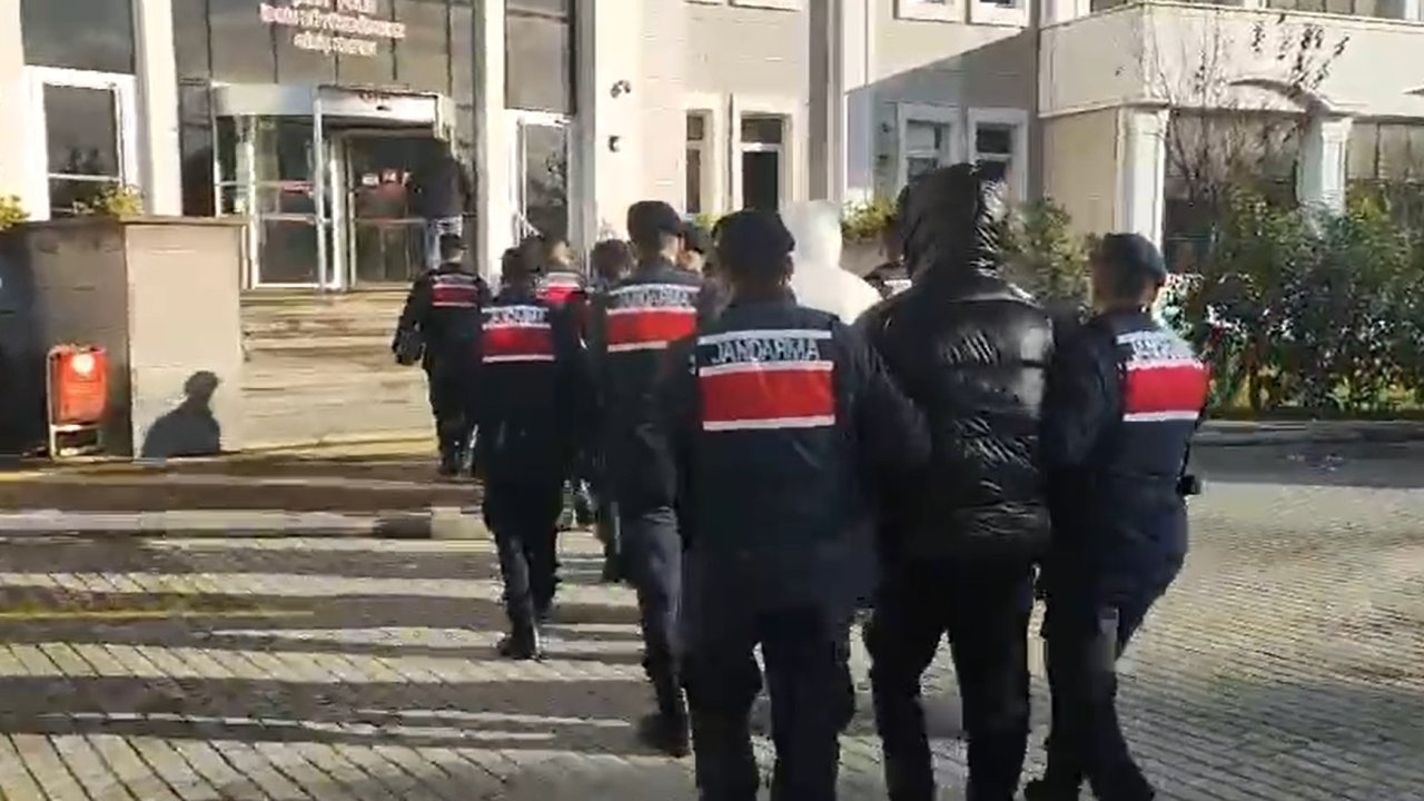 Bursa’da düzenlenen uyuşturucu operasyonunda 4 kişi tutuklandı