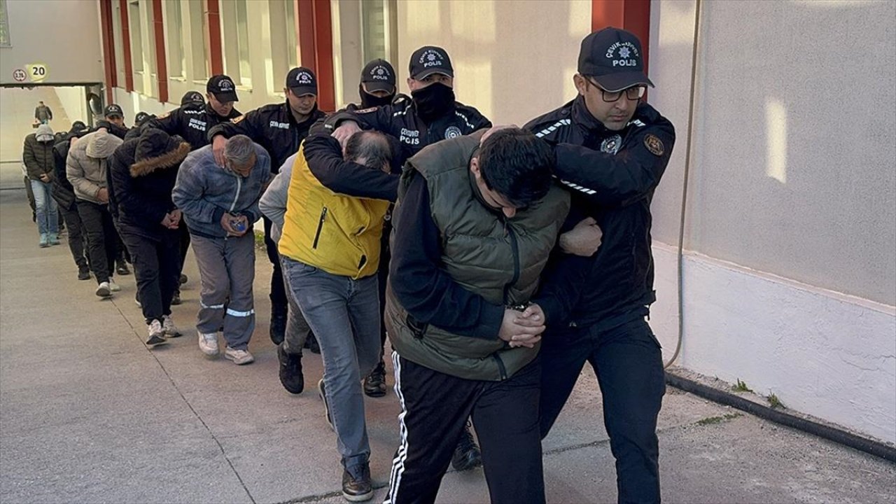 Adana merkezli 'Sibergöz-21' operasyonu: 71 zanlıdan 21'i tutuklandı