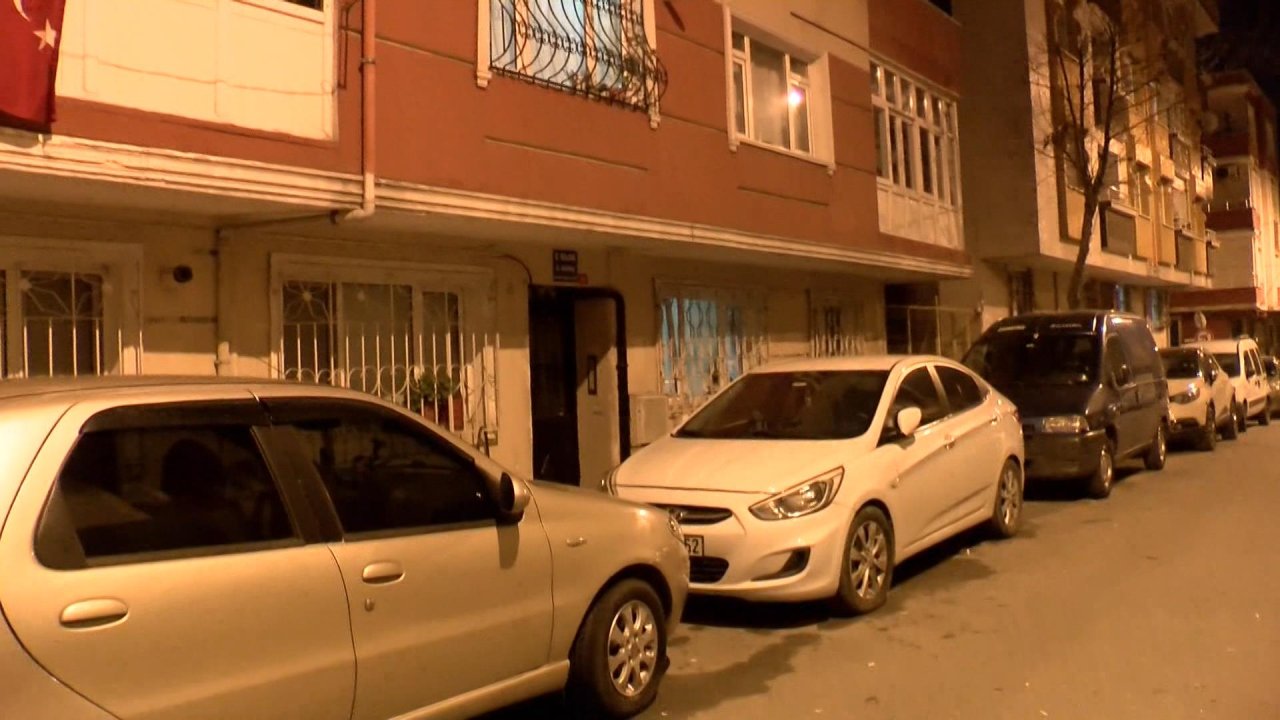 İstanbul'da korkunç olay: Annesini bıçaklayarak öldürdü