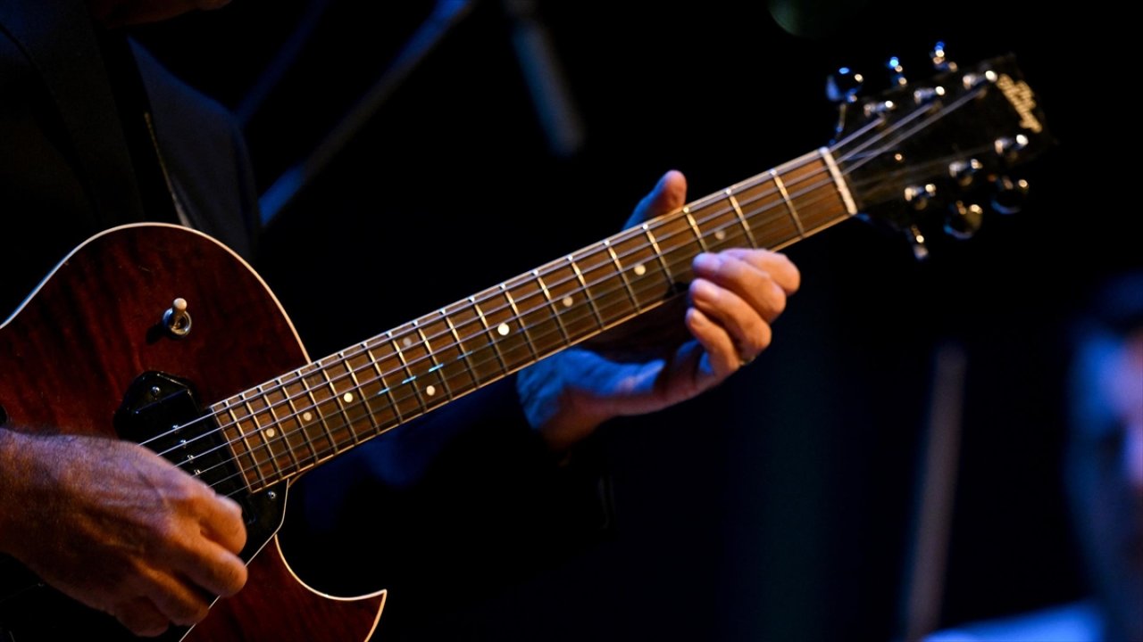İsveçli gitarist Yngwie Malmsteen, 21 yıl sonra Türkiye'de konser verecek
