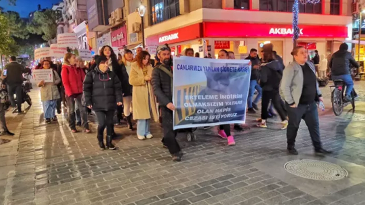 İstanbul'da vahşice öldürülen 'Eros' için yürüdüler: 'Katiller içeri, hayvanlar dışarı'