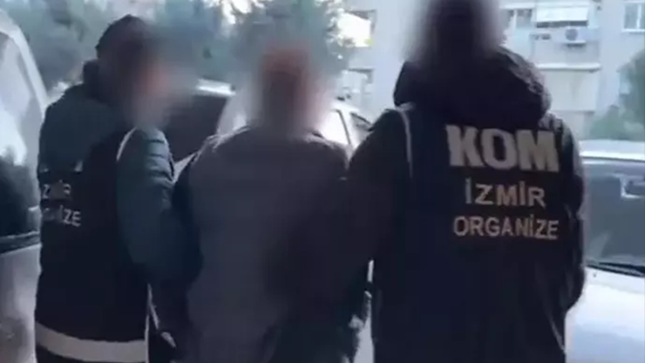 İzmir merkezli FETÖ operasyonu: 15 gözaltı kararı