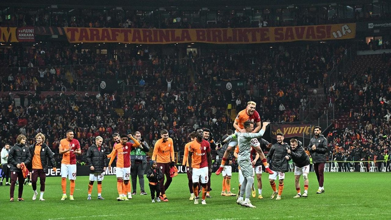 Galatasaray son 16 için sahaya çıkıyor
